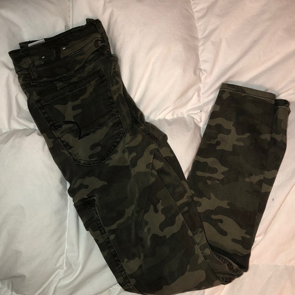 American Eagle Camo Jeans
